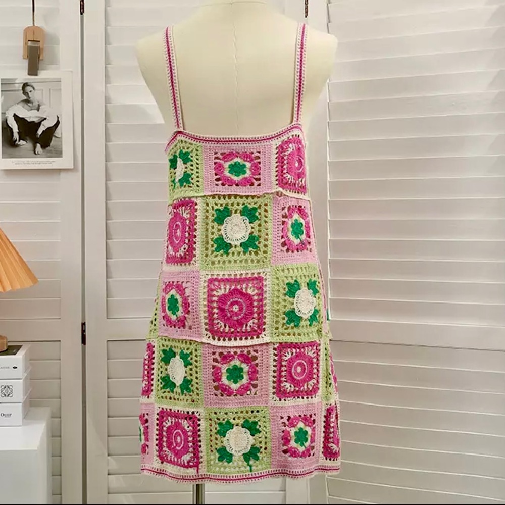 Crochet Knit Cut Out Sleeveless Spaghetti Strap Summer Patchwork Mini Dress - Picture 4 of 12